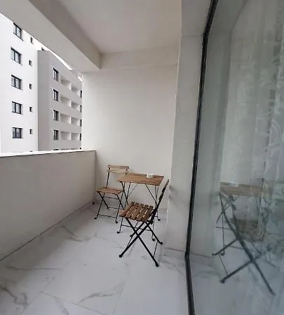 Happy 1 Apartment *